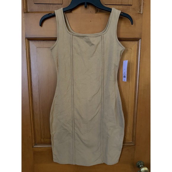 wild fable Dresses & Skirts - Women's Wild Fable Camel Sleeveless Bodycon Mini Dress Size Small NWT